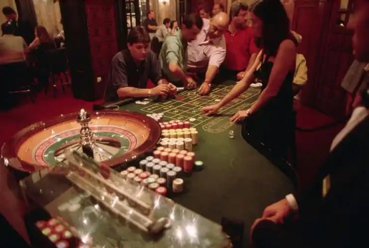 queen casino